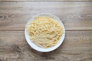 Спагетти с горгонзолой - фото шаг 2