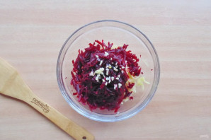 Финский салат из свеклы - фото шаг 5