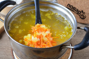 Украинский суп с галушками - фото шаг 10