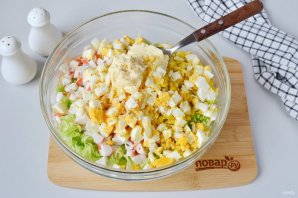 Салат с капустой и кукурузой - фото шаг 4