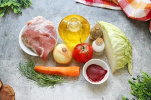 Тушеная капуста с мясом - фото шаг 1