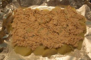 Запеканка картофельная с рыбными консервами - фото шаг 2