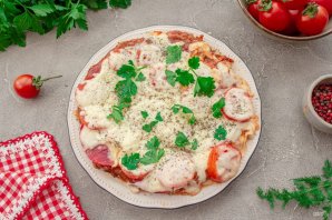Пицца из кабачков без муки на сковороде - фото шаг 10
