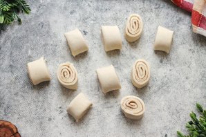 Синабоны из слоеного теста - фото шаг 4