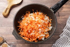 Кислые щи из квашеной капусты - фото шаг 3