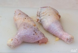 Фаршированные куриные окорочка в духовке - фото шаг 5