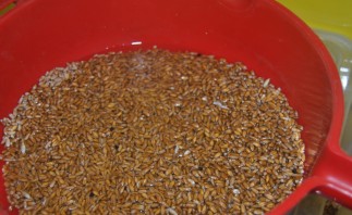 Самогон из пшеницы - фото шаг 1