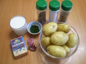 Картофель под сырным соусом - фото шаг 1