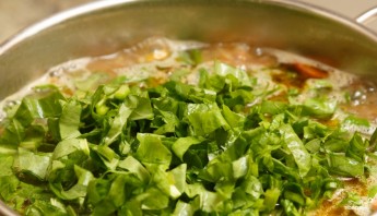 Суп с фасолью и щавелем - фото шаг 4