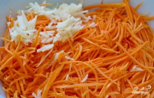 Баклажаны с морковкой и луком на зиму - фото шаг 2