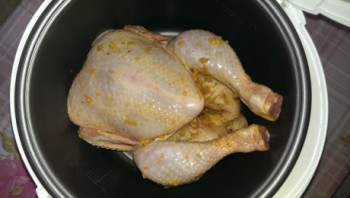 Курица в мультиварке "Панасоник" - фото шаг 3