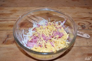 Салат с салями и сыром - фото шаг 3