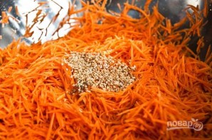 Морковный салат по-корейски - фото шаг 7