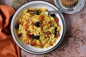 Постная пшенная каша с сухофруктами - фото шаг 12