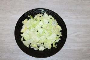 Салат с ананасом и черносливом - фото шаг 6