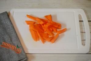 Судак, запеченный с овощами и картофелем - фото шаг 4
