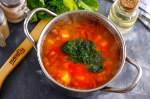 Фасолевый суп с томатной пастой - фото шаг 7