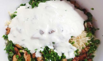 Куриный салат с сельдереем - фото шаг 6