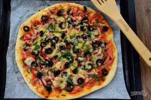 Пицца "Домашняя" с колбасой - фото шаг 10