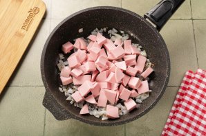 Паста с колбасой - фото шаг 6