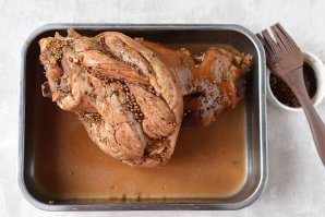 Рулька в пиве - фото шаг 6