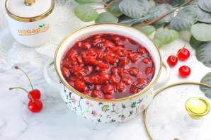 Вишня в сиропе - фото шаг 5