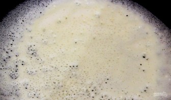 Заварные блины на кислом молоке - фото шаг 4