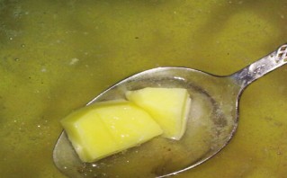 Картофельный суп с луком-пореем - фото шаг 3