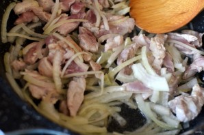 Свинина с овощами и красной фасолью - фото шаг 1