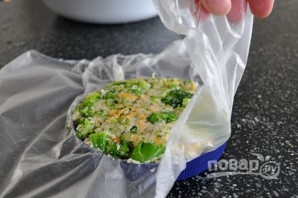 Вегетарианские котлеты из брокколи в духовке - фото шаг 4