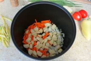 Овощной суп в мультиварке - фото шаг 3
