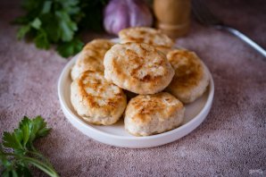 Куриные котлеты в мультиварке - фото шаг 9