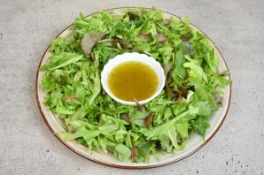 Теплый салат с тунцом - фото шаг 7