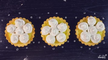 Лимонная тарталетка с меренгой - фото шаг 7
