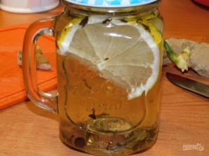 Имбирный чай с медом и лимоном - фото шаг 4