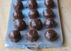 Шоколадные конфеты с орехами и коньяком - фото шаг 5