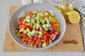 Овощной салат с фасолью и кукурузой - фото шаг 4
