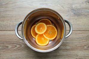 Глинтвейн с апельсином от простуды - фото шаг 2