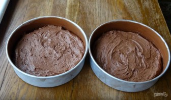 Бисквит с шоколадом и ягодным джемом - фото шаг 5