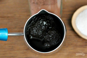 Чернослив в шоколаде с коньяком - фото шаг 3