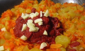 Кабачковая икра с морковью и томатной пастой - фото шаг 5