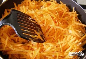 Рыба, тушенная с овощами - фото шаг 6