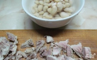 Салат со свининой и фасолью - фото шаг 1