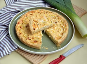 Пирог с сыром и луком-порей - фото шаг 15