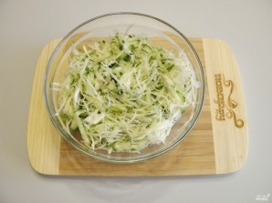 Салат из капусты - фото шаг 6