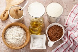 "Манник" на кефире с какао - фото шаг 1