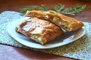 Пирог с начинкой из сыра и ветчины - фото шаг 8