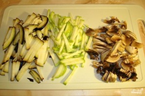Гречневая лапша с овощами и креветками - фото шаг 3
