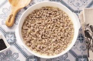 Заливной пирог с фаршем - фото шаг 10