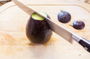 Тост с авокадо - фото шаг 1